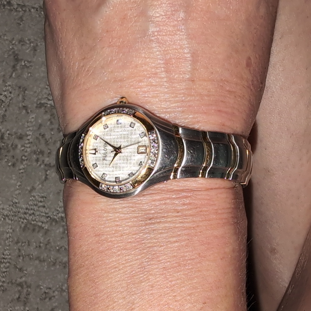 Bulova diamond watch 98R70